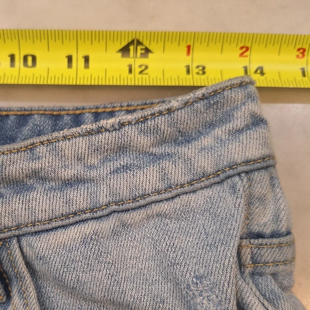 Show Me Your Mumu Phoenix Shorts Sz 24 (*28) Distressed Denim Cyprus Sea Cutoffs